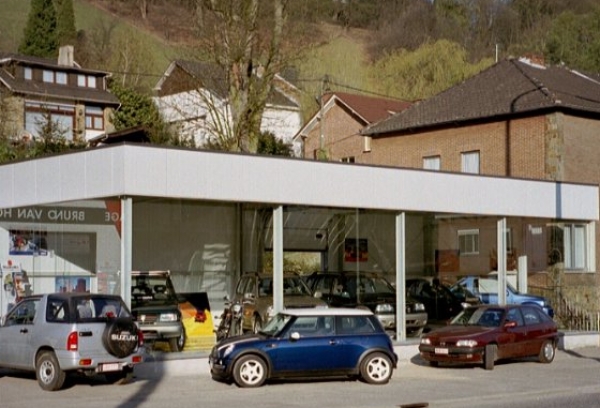 77_3_van_hoye_001.jpg